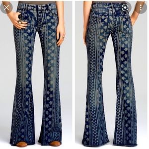 New Condition 💫 Rare & Beautiful Bali Mantra Flare Jeans Free People